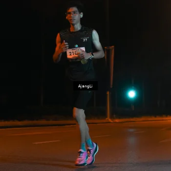 Runner Photo 8392217
