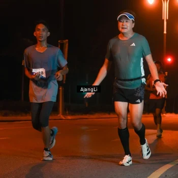 Runner Photo 8392227