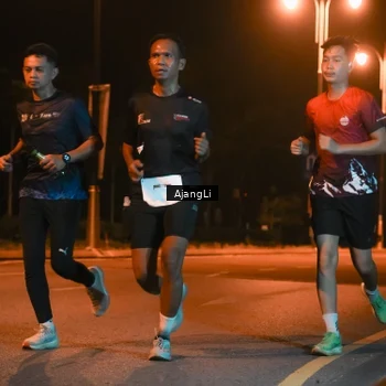 Runner Photo 8392239