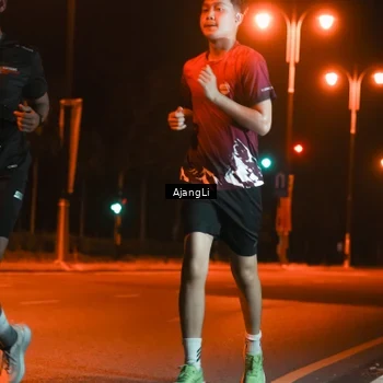 Runner Photo 8392240