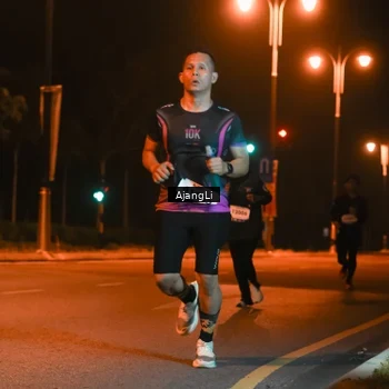 Runner Photo 8392245