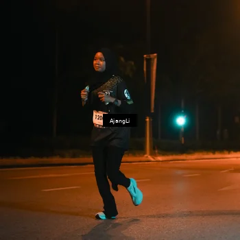 Runner Photo 8392254