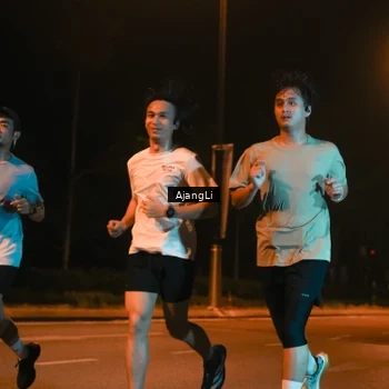 Runner Photo 8392298
