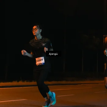 Runner Photo 8392307