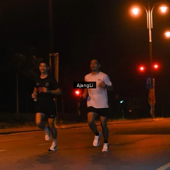 Runner Photo 8392326