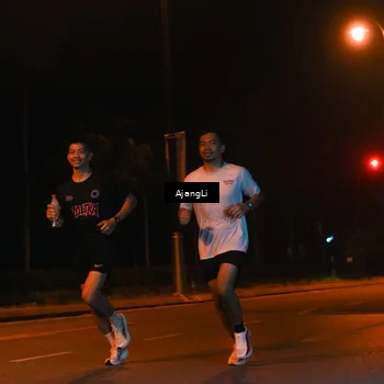 Runner Photo 8392330