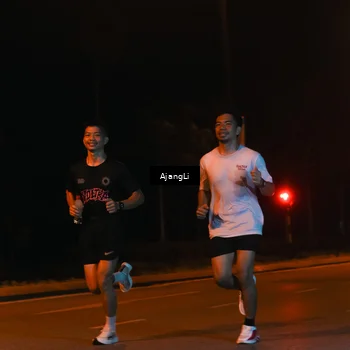 Runner Photo 8392332