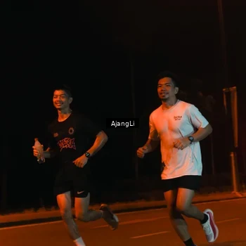Runner Photo 8392335
