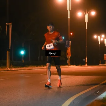 Runner Photo 8392342
