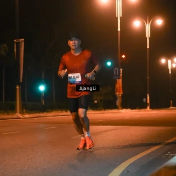 Runner Photo 8392343