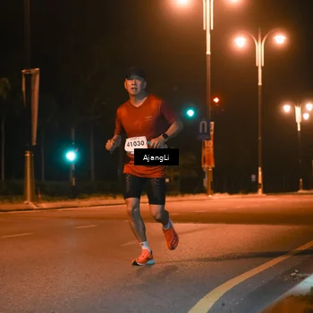 Runner Photo 8392345