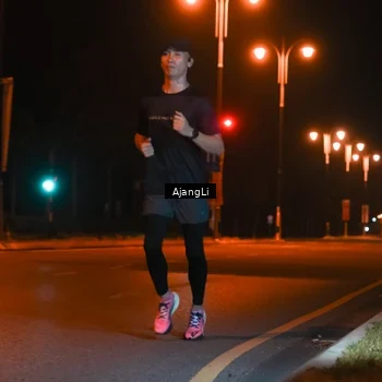 Runner Photo 8392349