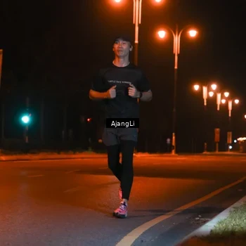 Runner Photo 8392352