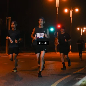 Runner Photo 8392365