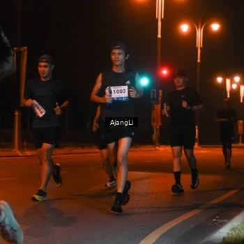 Runner Photo 8392366