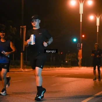 Runner Photo 8392377