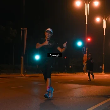 Runner Photo 8392381