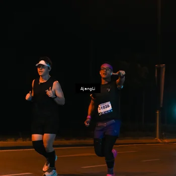 Runner Photo 8392403