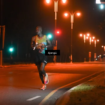 Runner Photo 8392412
