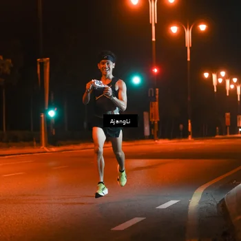 Runner Photo 8392420