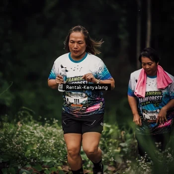 Runner Photo 8394275