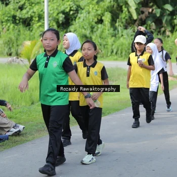 Runner Photo 8396933