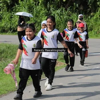 Runner Photo 8397043