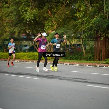 Runner Photo 8397993