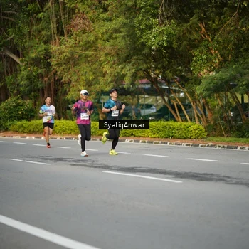 Runner Photo 8397996