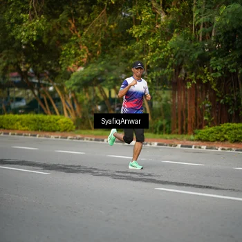 Runner Photo 8397999