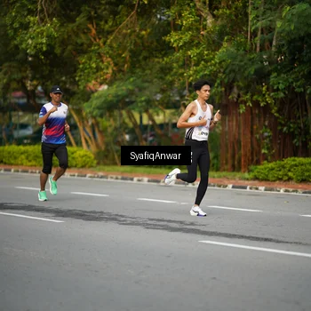 Runner Photo 8398000