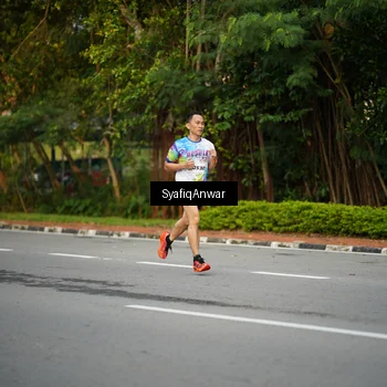 Runner Photo 8398005