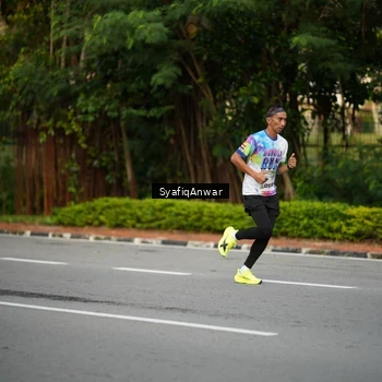 Runner Photo 8398015