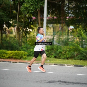 Runner Photo 8398033