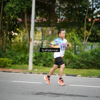 Runner Photo 8398035