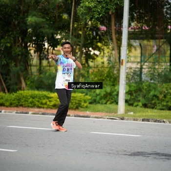 Runner Photo 8398040