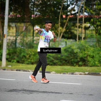 Runner Photo 8398046