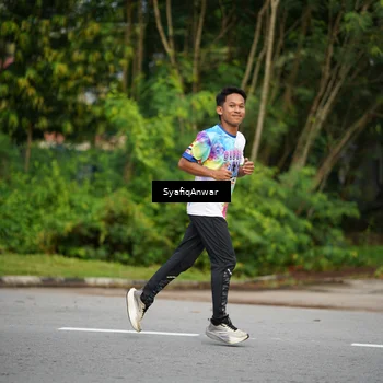 Runner Photo 8398059