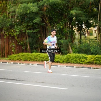 Runner Photo 8398080