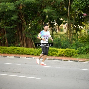 Runner Photo 8398083