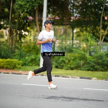 Runner Photo 8398088