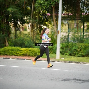 Runner Photo 8398093