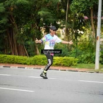 Runner Photo 8398098