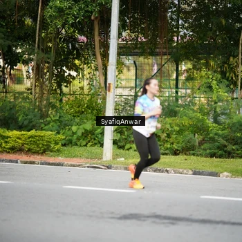 Runner Photo 8398099