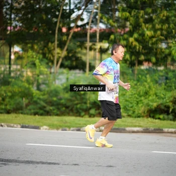 Runner Photo 8398101