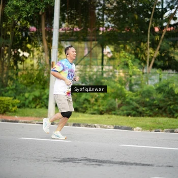 Runner Photo 8398102