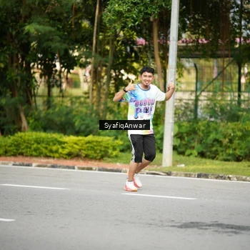 Runner Photo 8398108