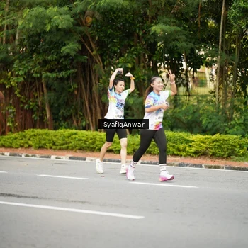 Runner Photo 8398113