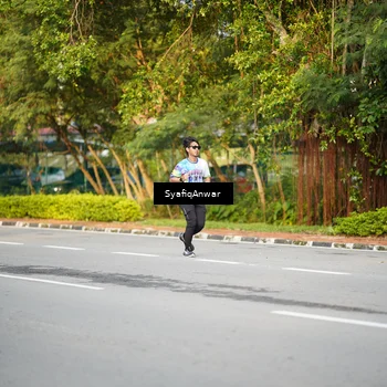 Runner Photo 8398127
