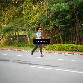 Runner Photo 8398129